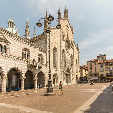 Holiday Via Avignone * Camnago Volta